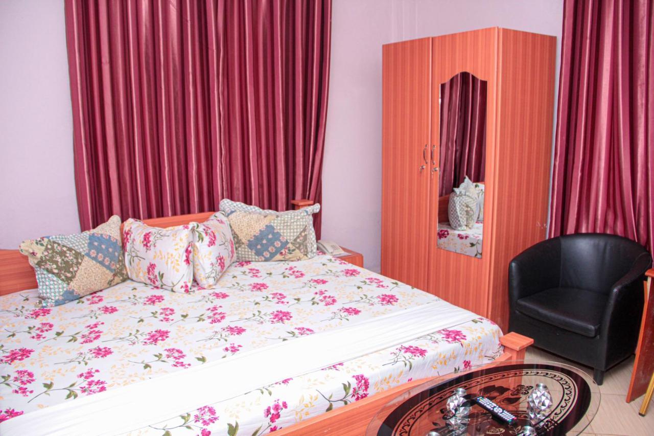 Nbangba Hotel Techiman Exterior photo